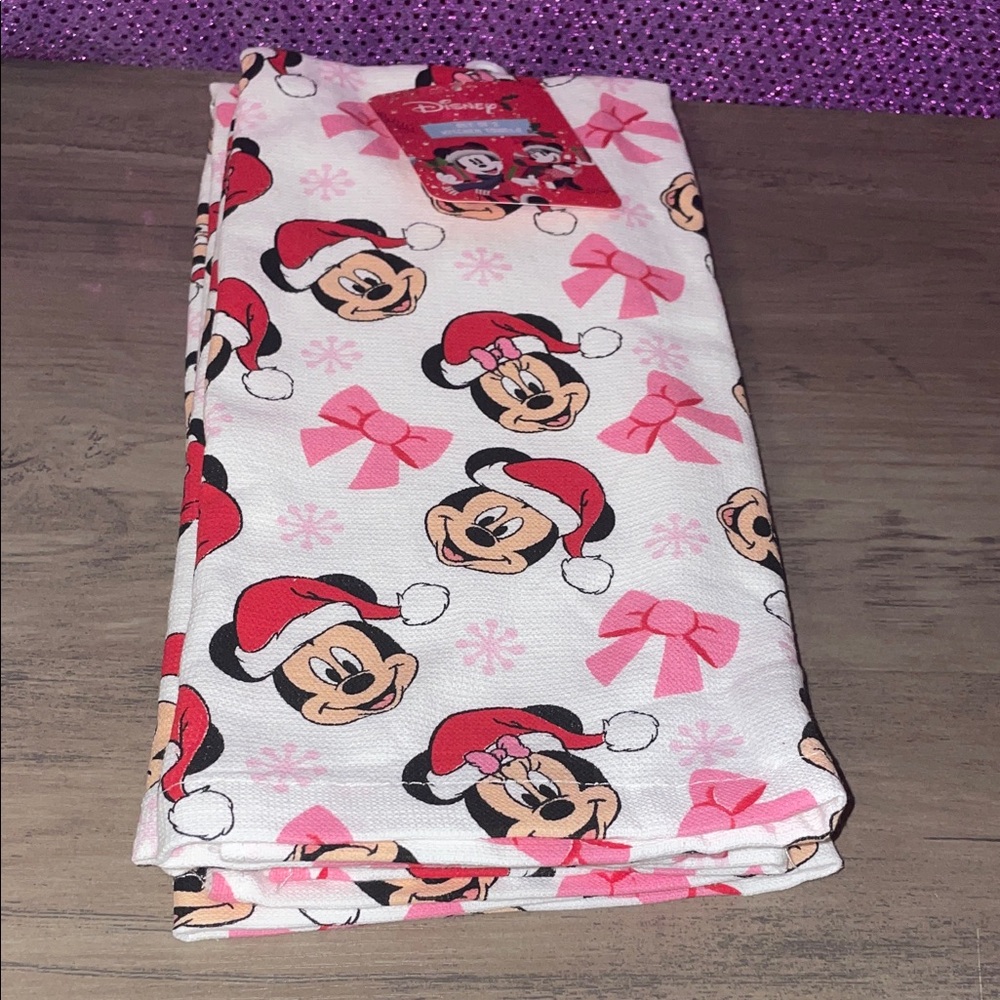 Disney Mickey & Minnie Mouse Christmas Kitchen Towels – Set of 2